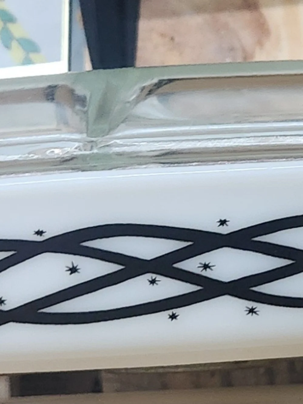 Pyrex Barbed Wire Pattern
